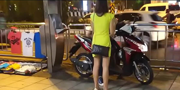 หนังโป๊สาวไทย ตระเวนล่อซื้อสาวไทยมาเย็ด สกิลเย็ดอย่างเสียวจนน้ำควยแตกพุ่ง