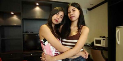 หนัง xx ไทยเต็มเรื่อง สองสาวพี่น้องโดนออฟมาสี้ เจอฝรั่งหนุ่มเงี่ยนควยแข็งเย็ด