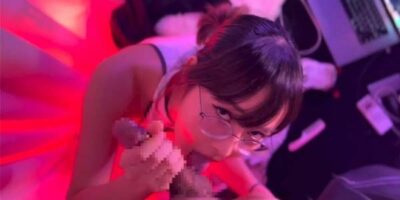 ดูฟรี onlyfans คลิปหลุดเดียร์ลอง สาวเเว่นนมใหญ่หีสวยอมให้ผัวจนเสียวควย