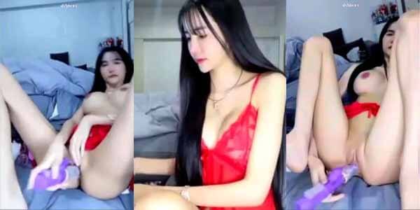 หลุด m ไลฟ์ของสาวใส่ชุดนอนไม่ได้นอนมา ยั่วย่วนควยเสียว ๆ ให้หนุ่มเกิดอารมณ์เงี่ยนหี